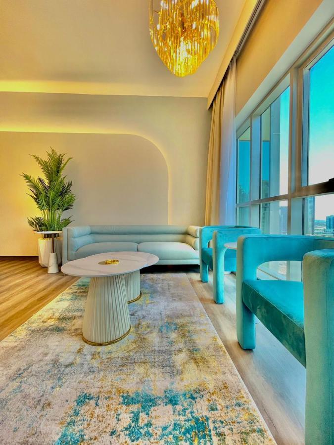 First Class 2Br With Burj Khalifa & Downtown View Дубай Екстер'єр фото